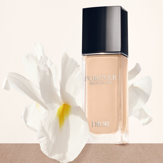 Dior | Forever Skin Glow | Clean Radiant Foundation - 24h Wear and Hydration - Concentrated in Skincare